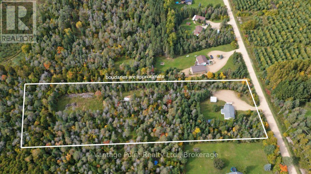 736038 West Back Line Property Photo 3
