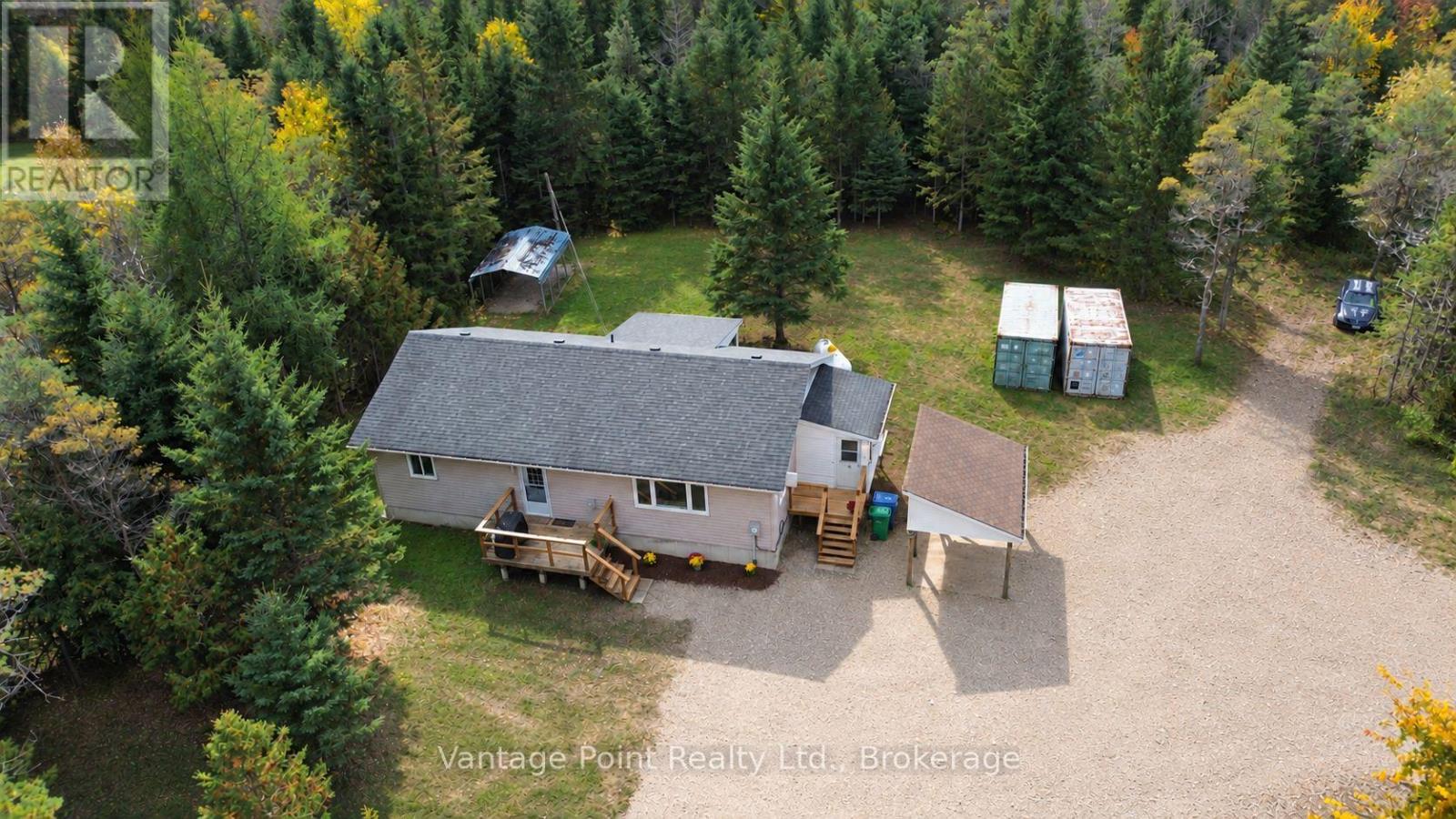 736038 West Back Line Property Photo 4
