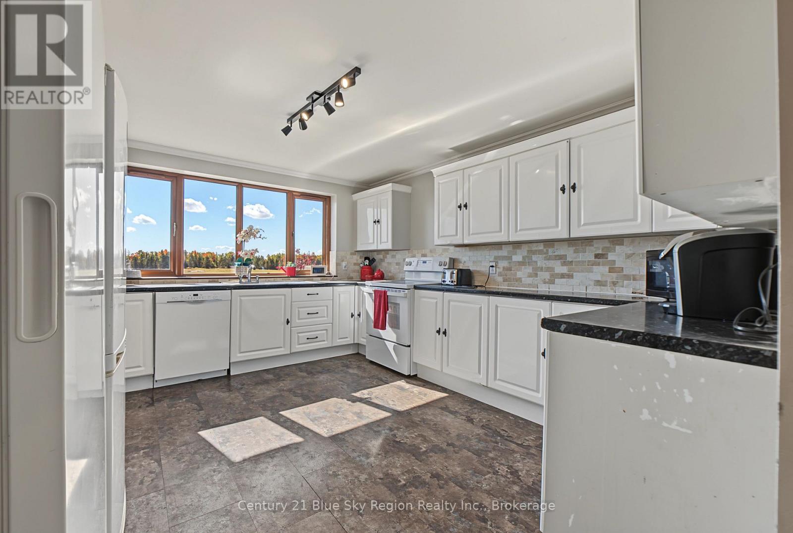1383 Rabbit Trail Road Property Photo 6