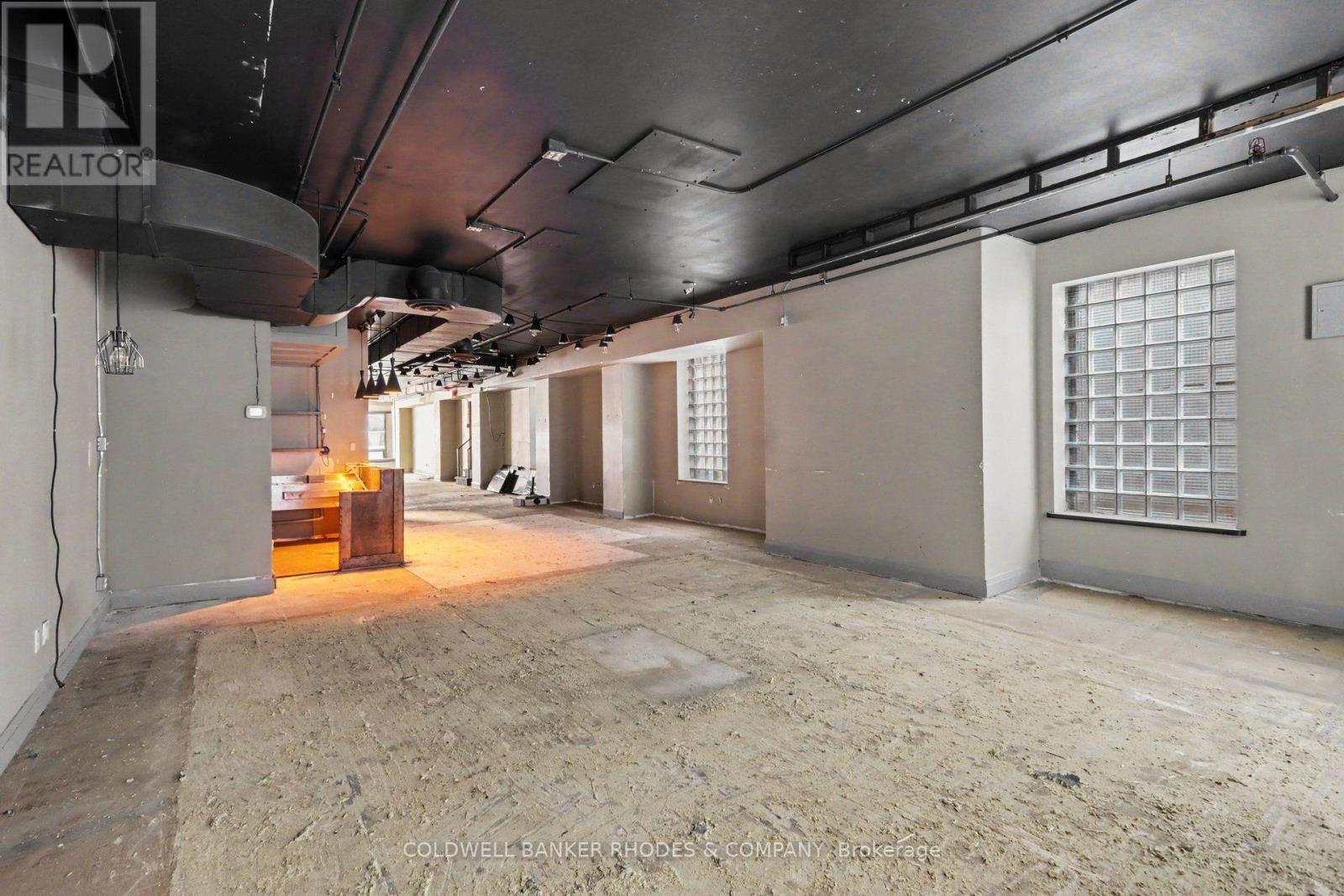 201 Queen Street Property Photo 21
