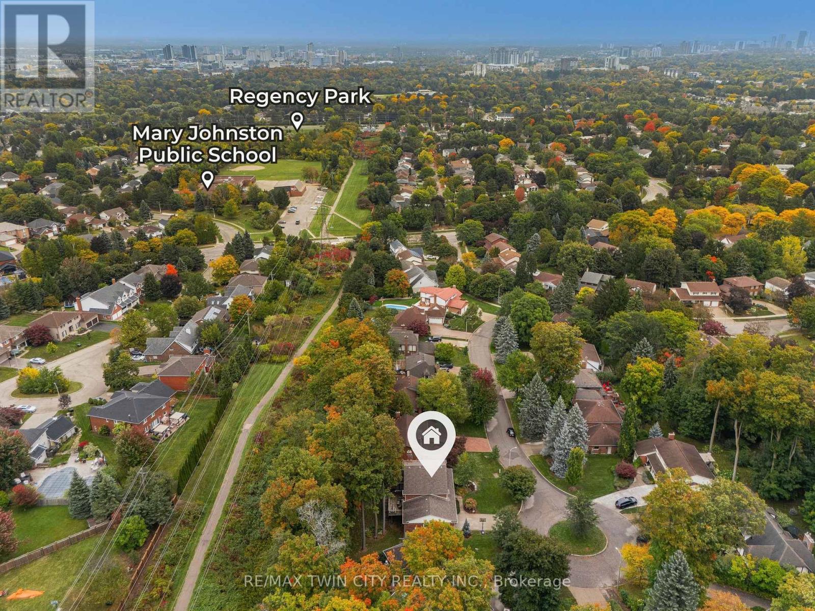 114 Frederick Banting Place Property Photo 4