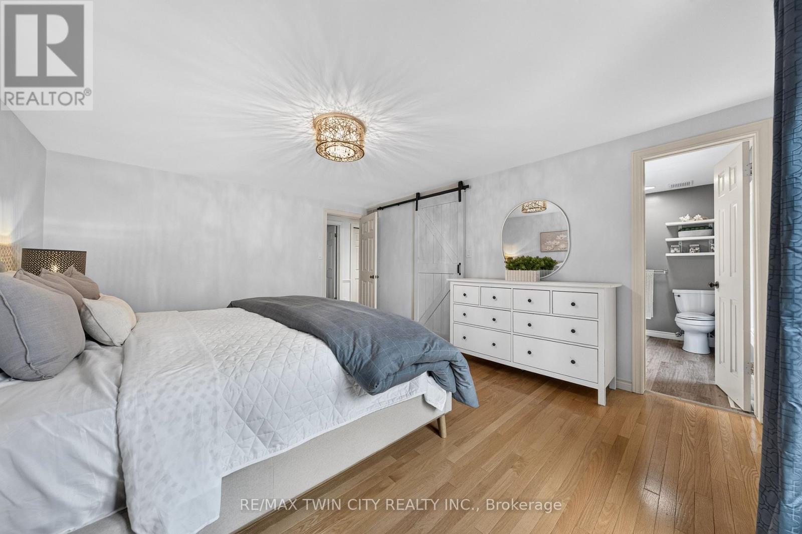 114 Frederick Banting Place Property Photo 31