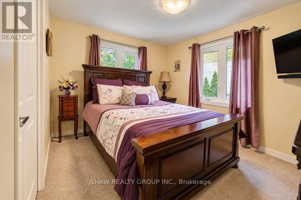 1370 Thorman Place Property Photo 19