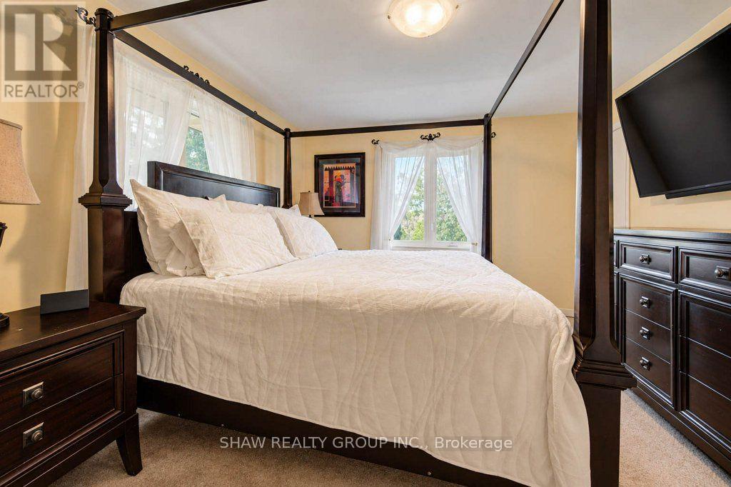 1370 Thorman Place Property Photo 20