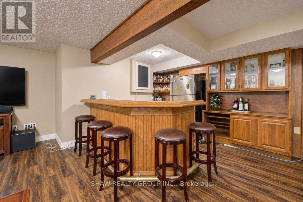 1370 Thorman Place Property Photo 26