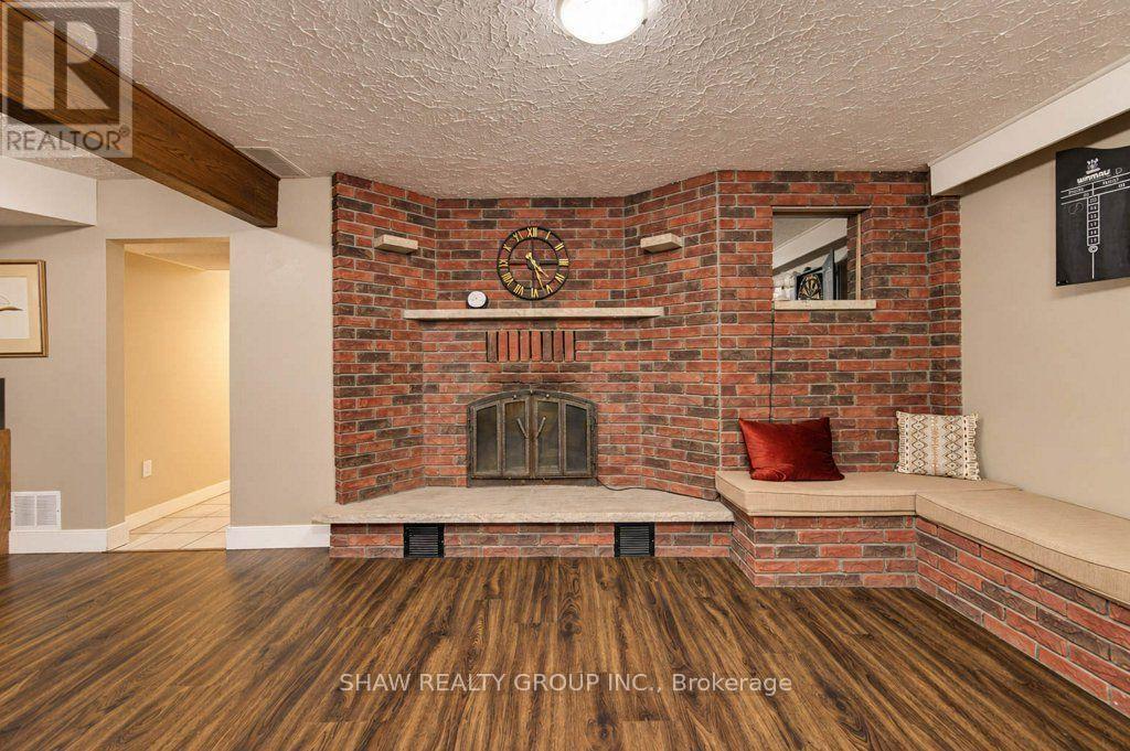 1370 Thorman Place Property Photo 30