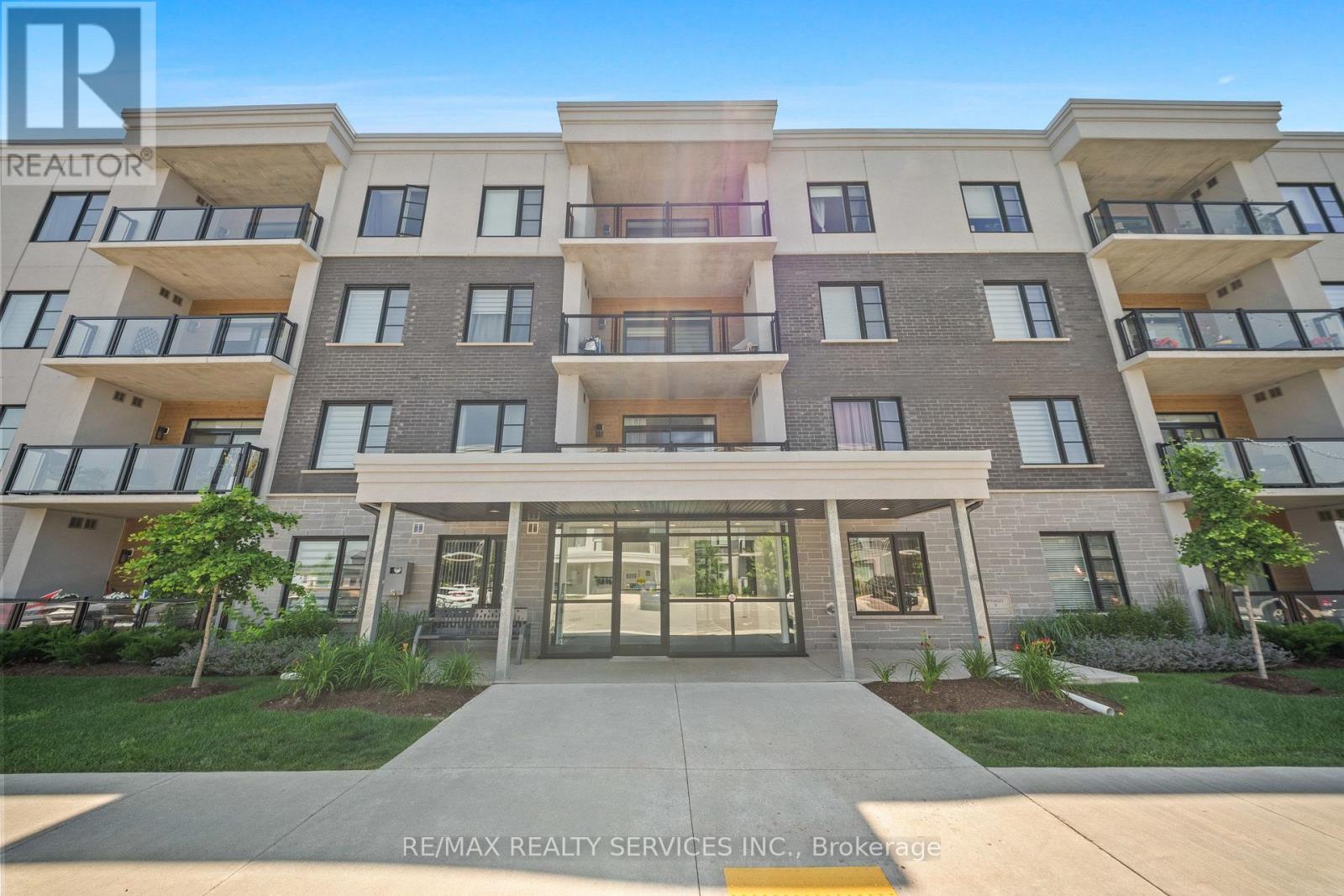 304 - 99B FARLEY ROAD Property Photo 1