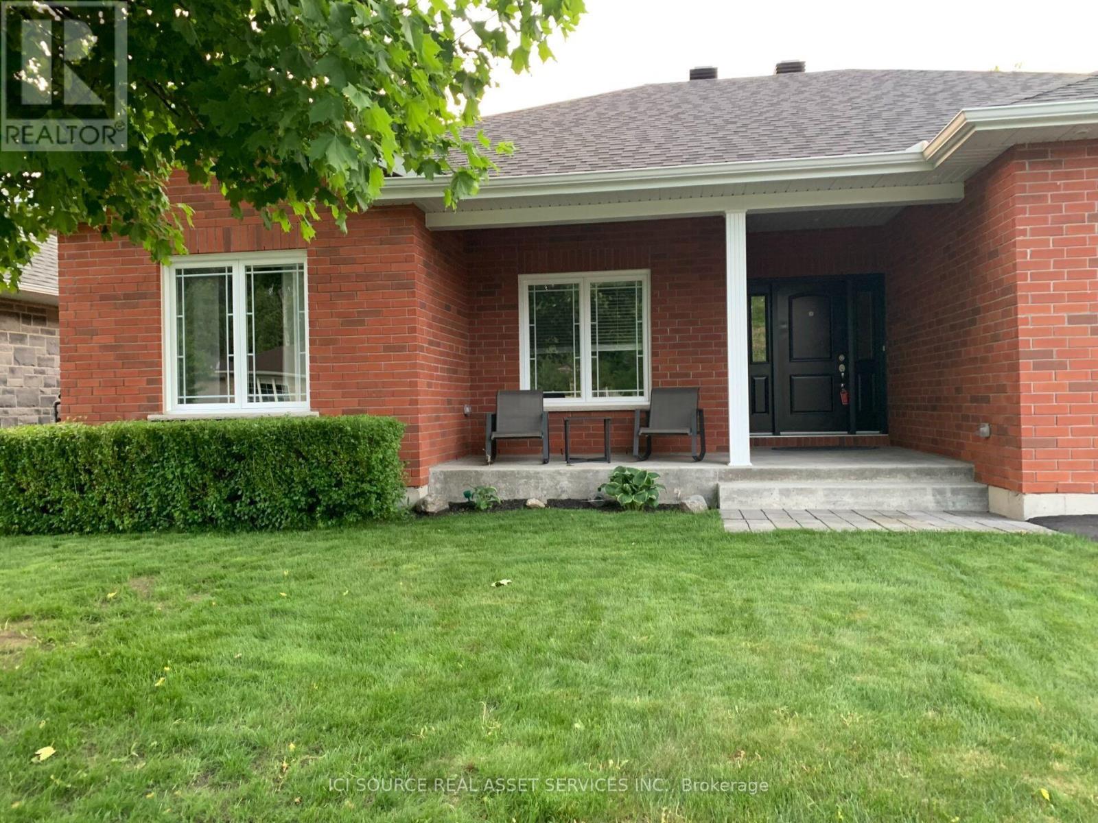 1228 Innwood Avenue Property Photo 2