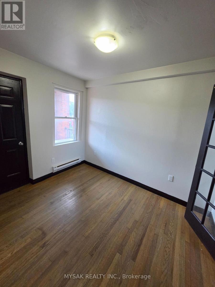 455 King William Street Property Photo 7