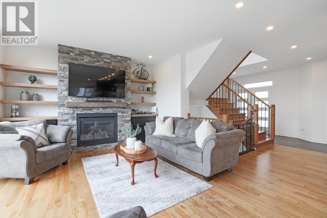 541 Barrage Street Property Photo 16