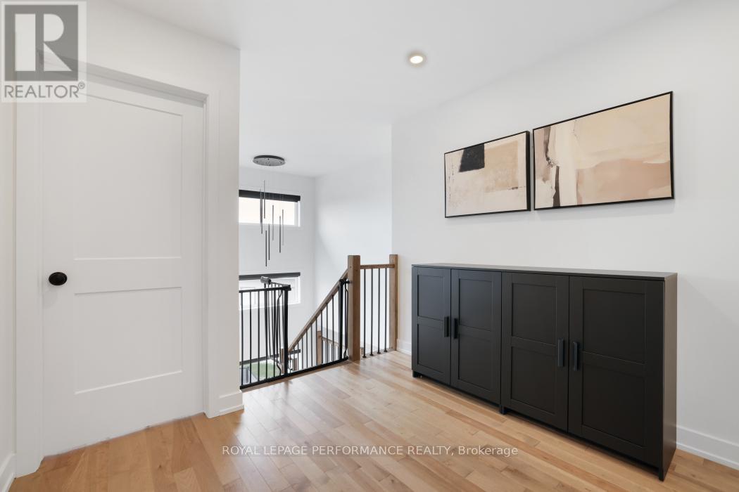 541 Barrage Street Property Photo 20