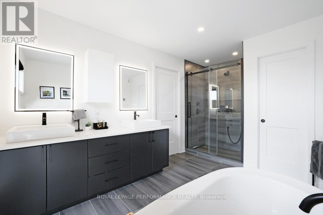 541 Barrage Street Property Photo 25