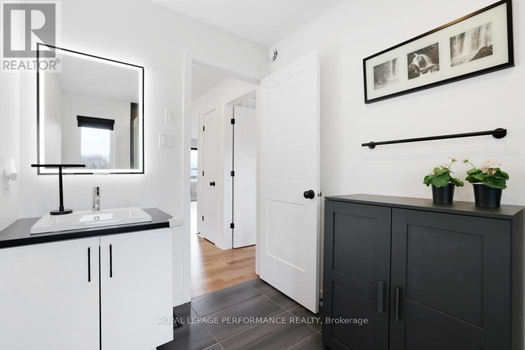 541 Barrage Street Property Photo 31