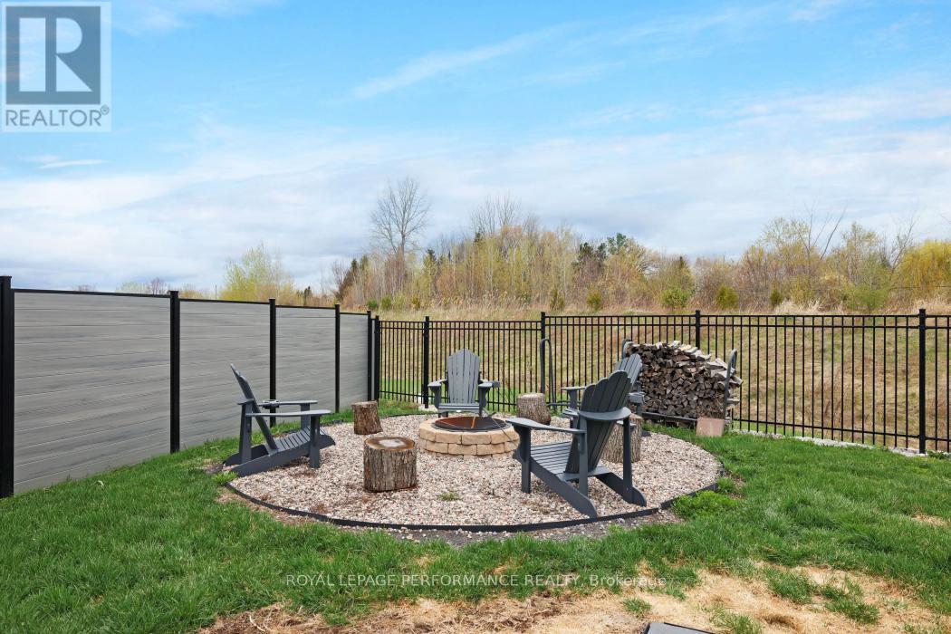 541 Barrage Street Property Photo 39