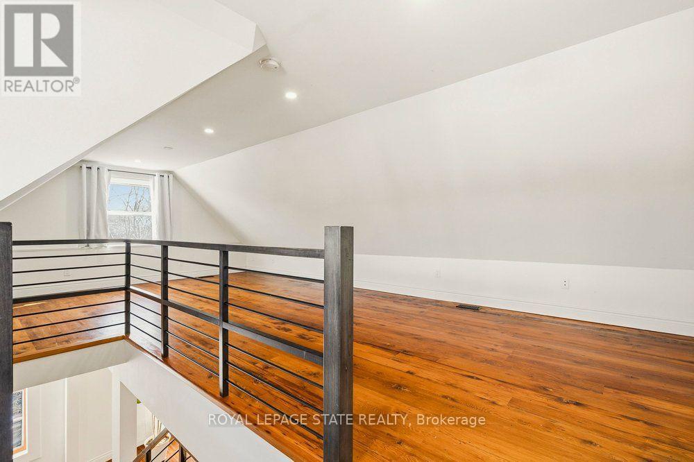 282 Hess Street S Property Photo 26