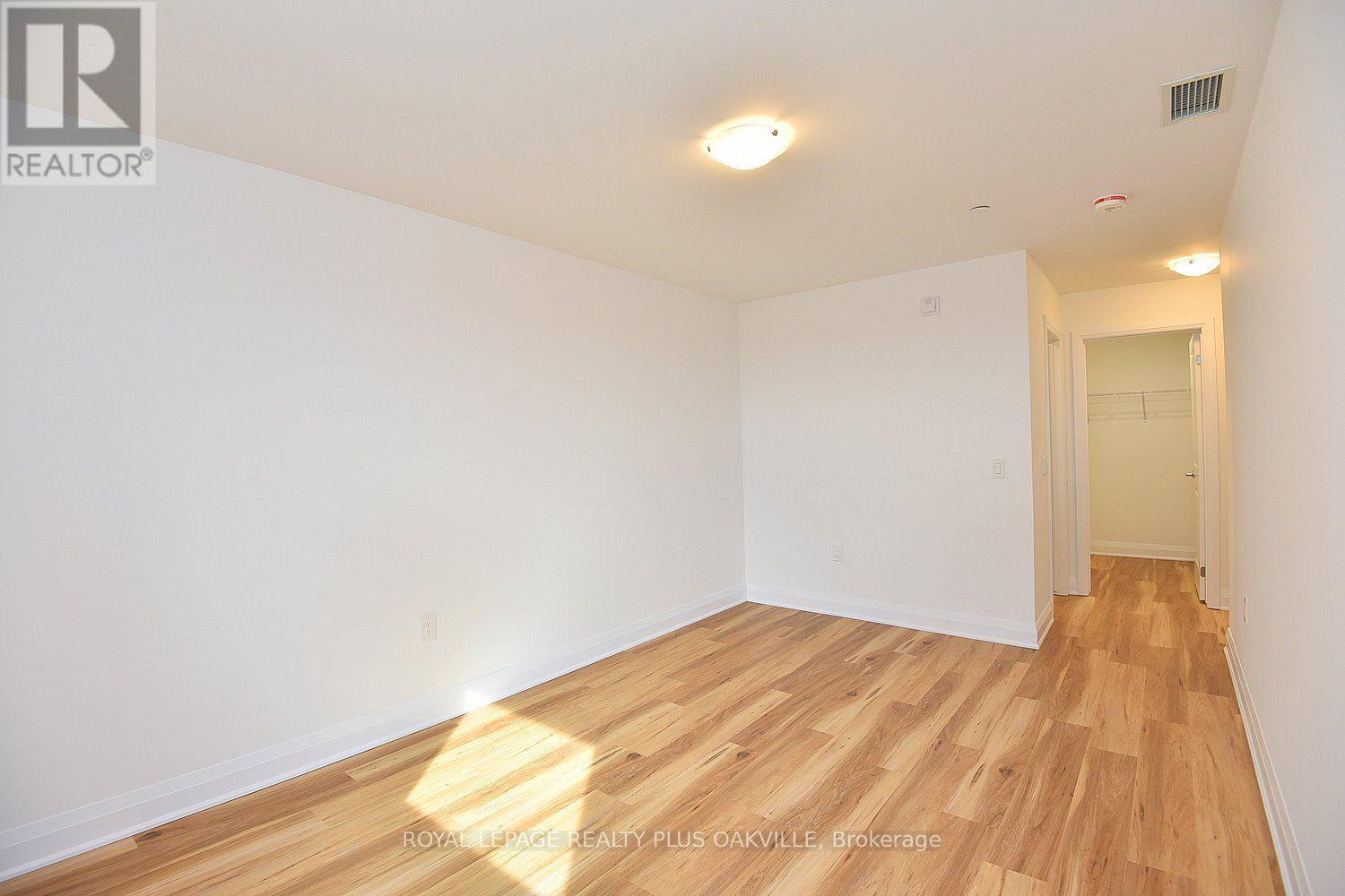 422 - 1936 Rymal Road E Property Photo 23