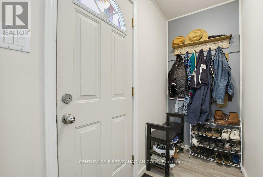 3 Parkside Drive Property Photo 8