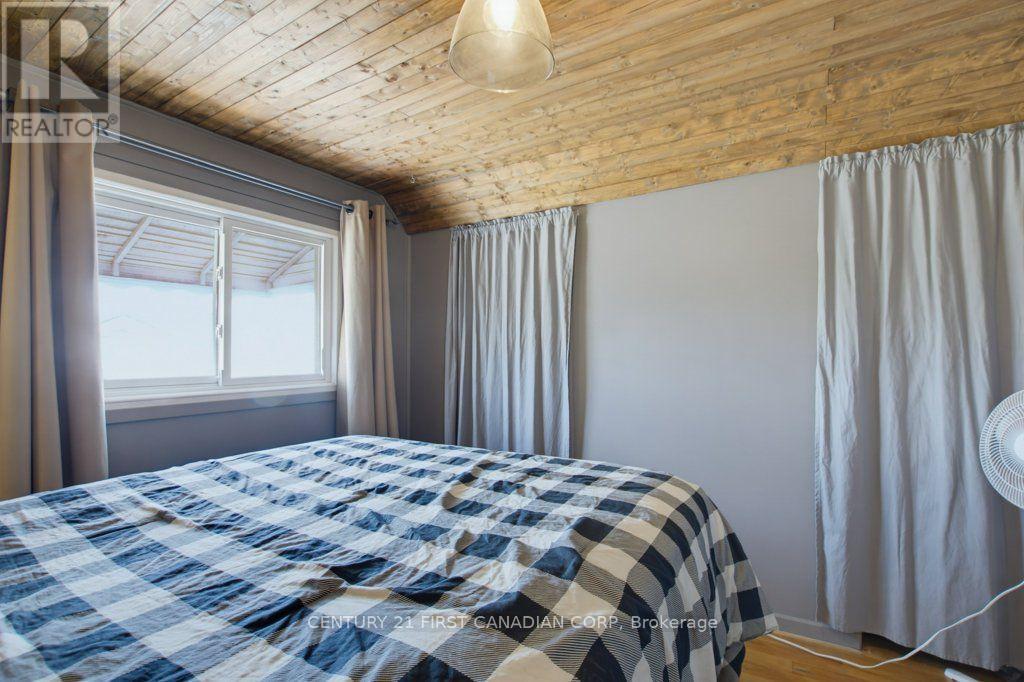 3 Parkside Drive Property Photo 18