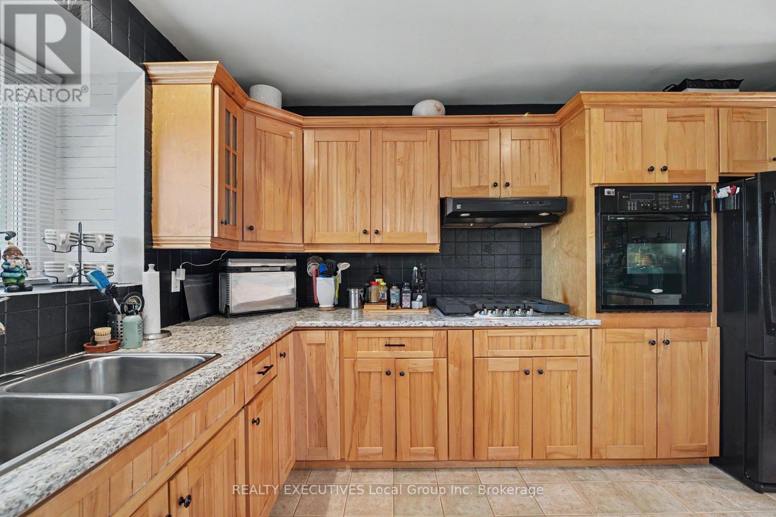 824 Ski Club Road Property Photo 10