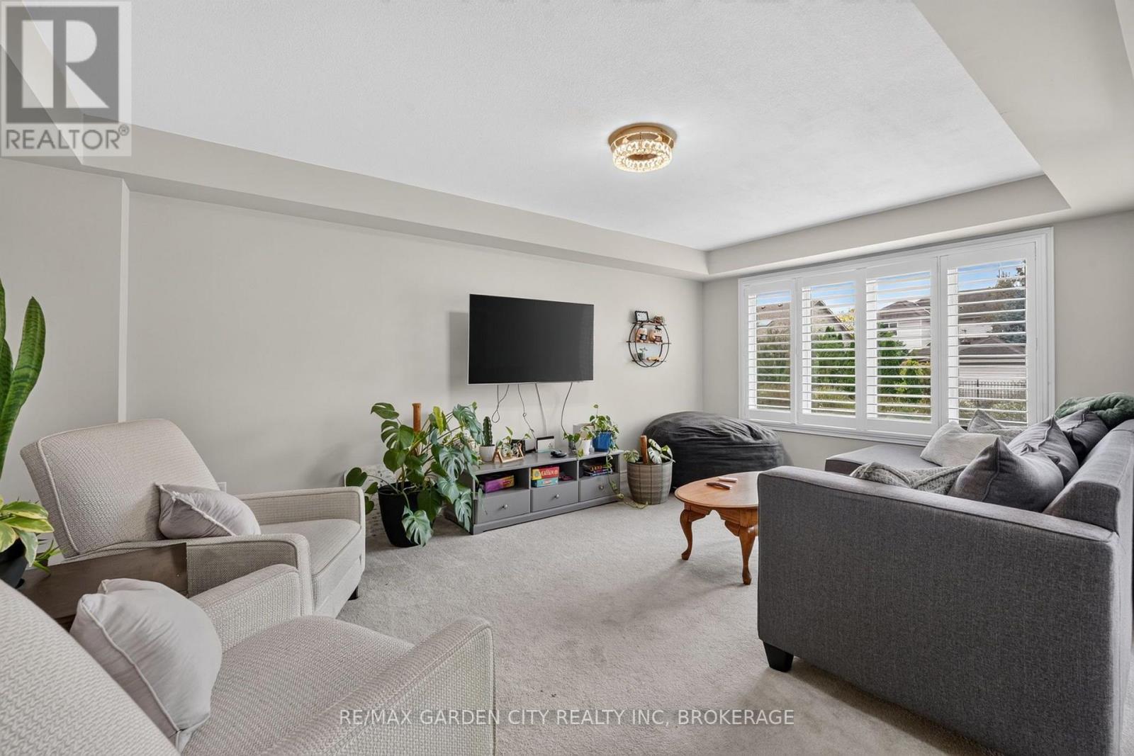 53 Elderberry Road Property Photo 11
