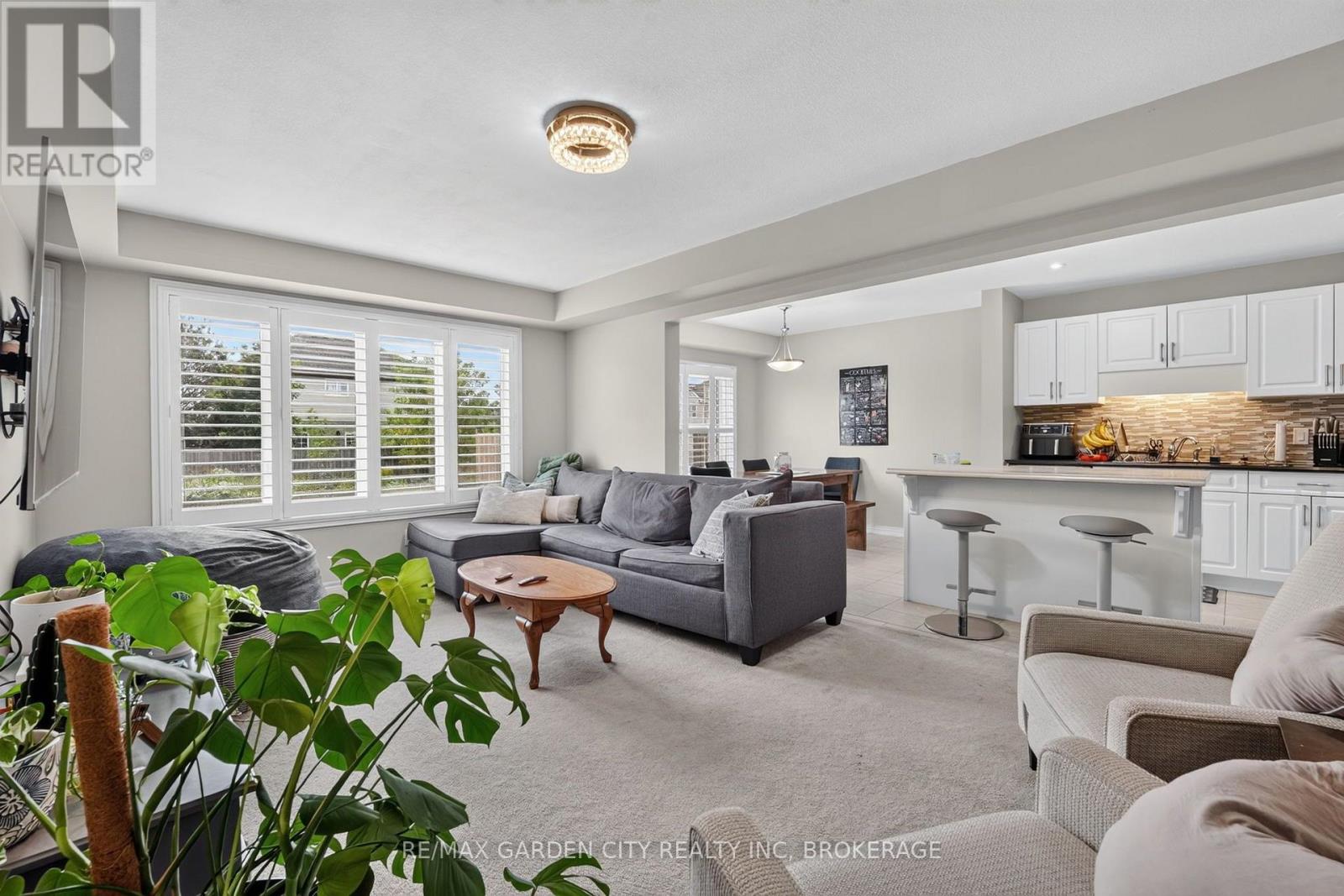 53 Elderberry Road Property Photo 12