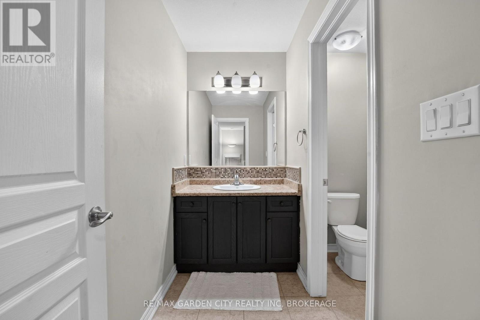 53 Elderberry Road Property Photo 24