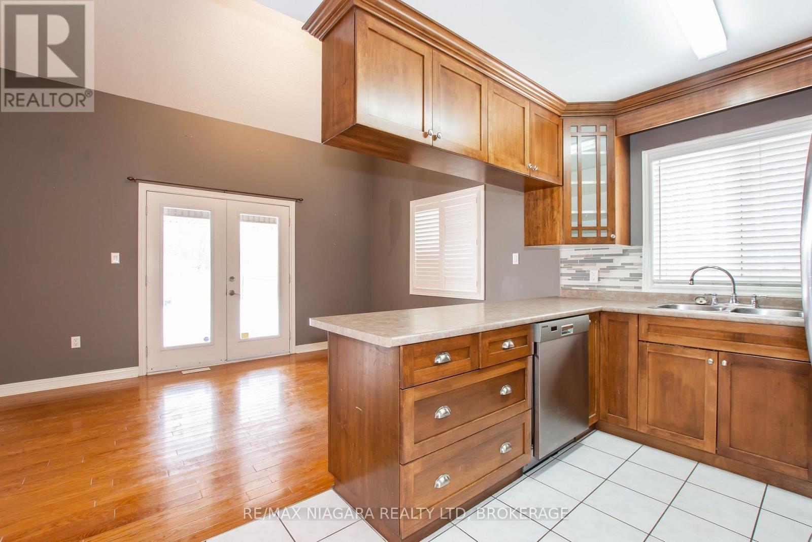 3417 Michelle Court Property Photo 10