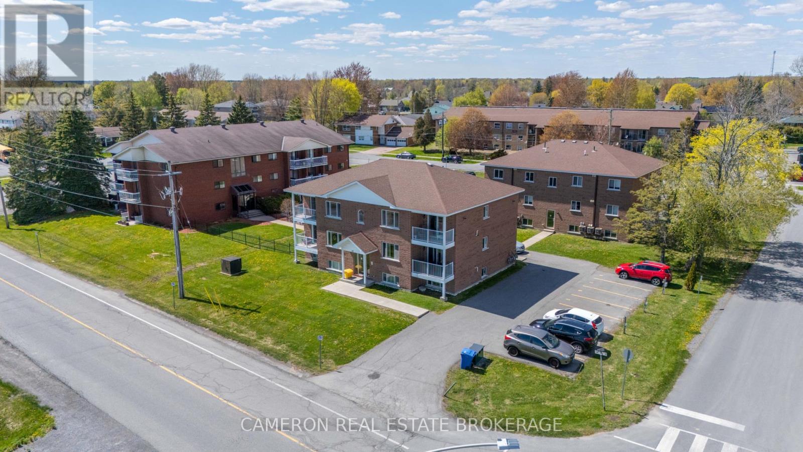 27 Long Sault Drive Property Photo 7