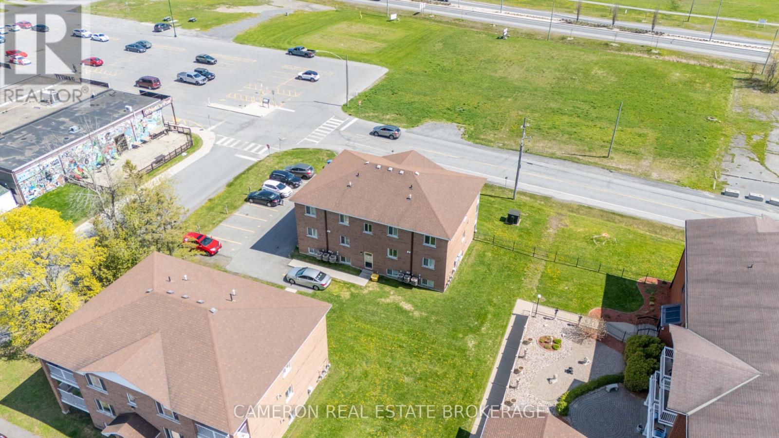 27 Long Sault Drive Property Photo 10
