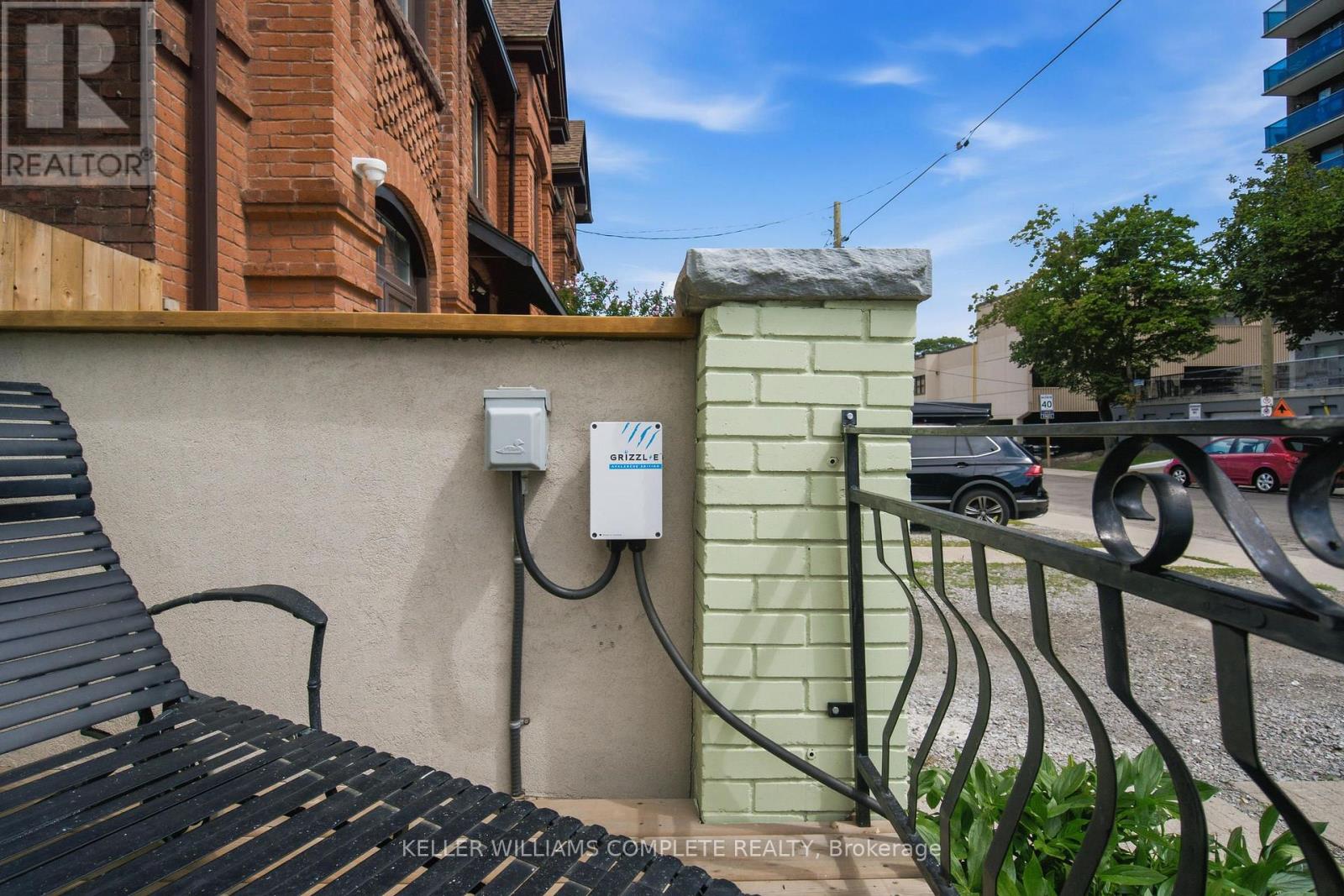 22 Spring Street Property Photo 4