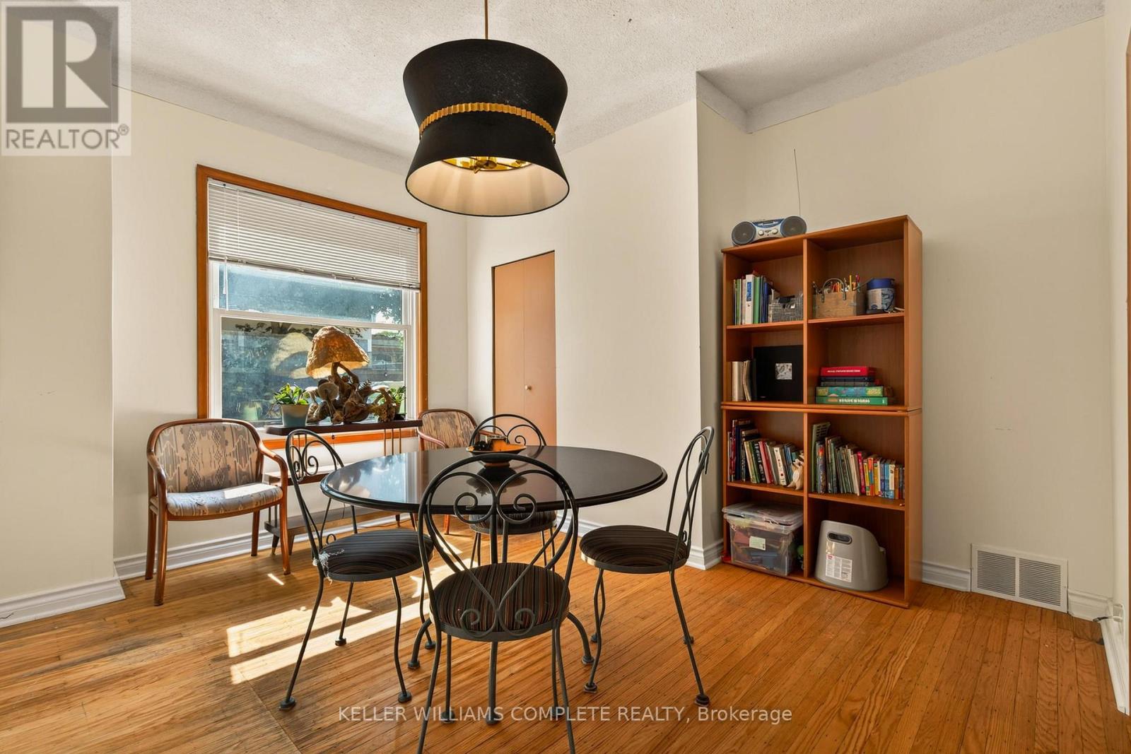 22 Spring Street Property Photo 14