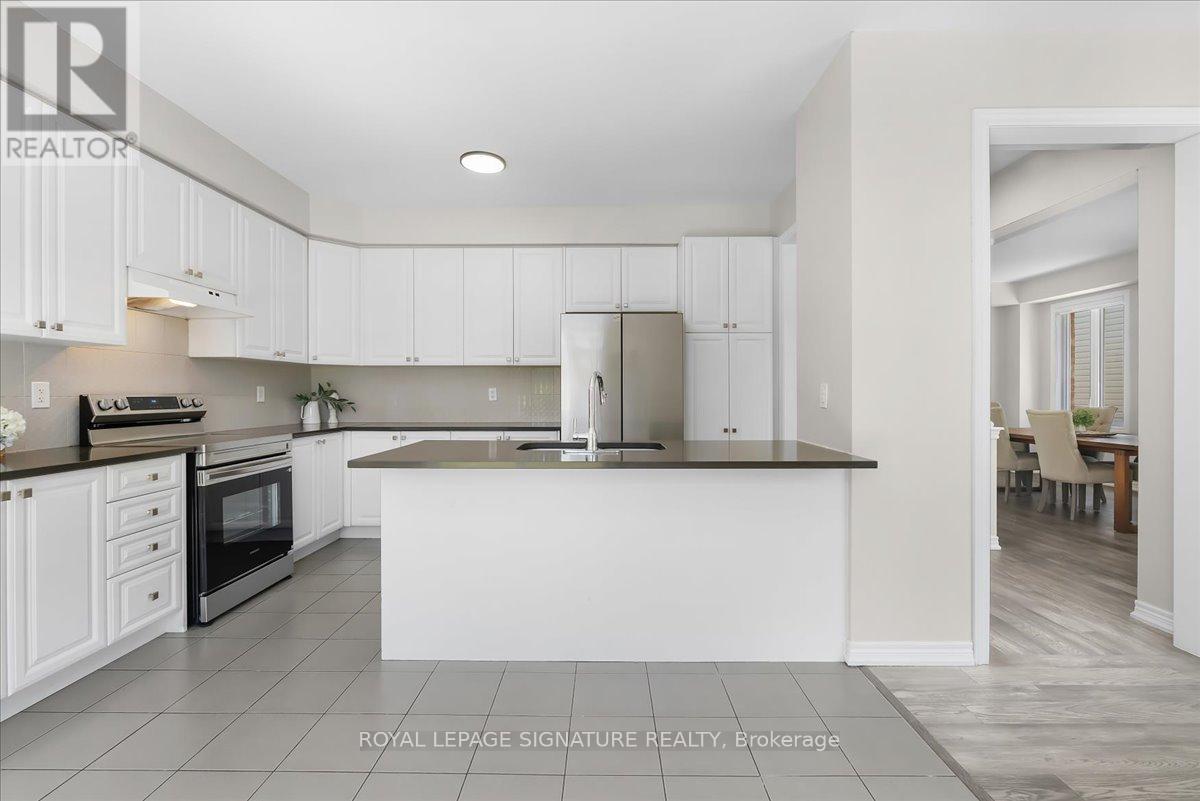 635 Lemay Grove Property Photo 13