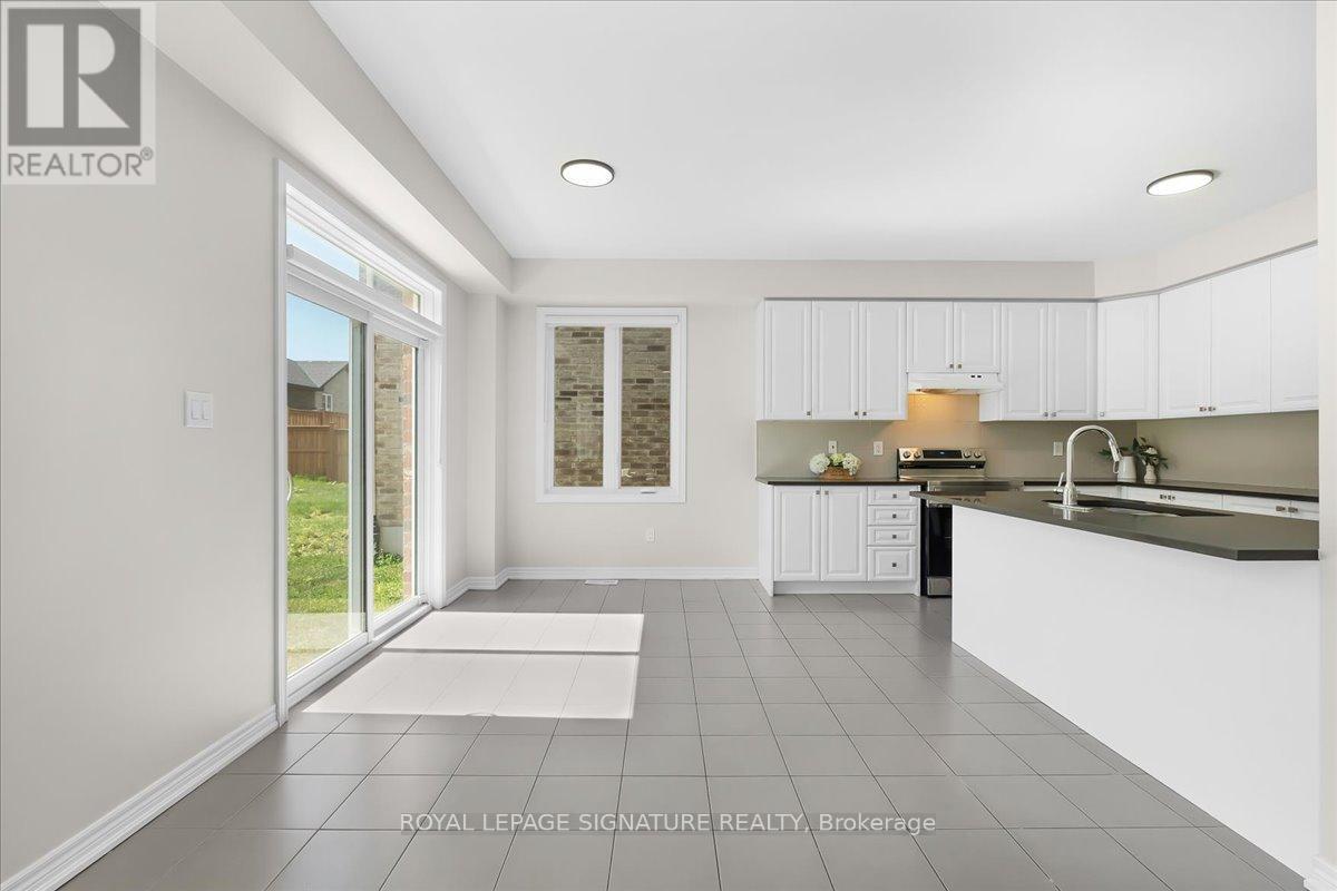 635 Lemay Grove Property Photo 14