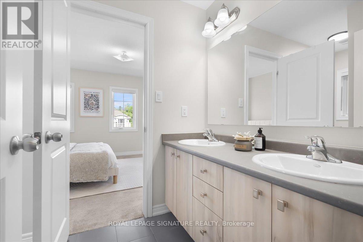 635 Lemay Grove Property Photo 37