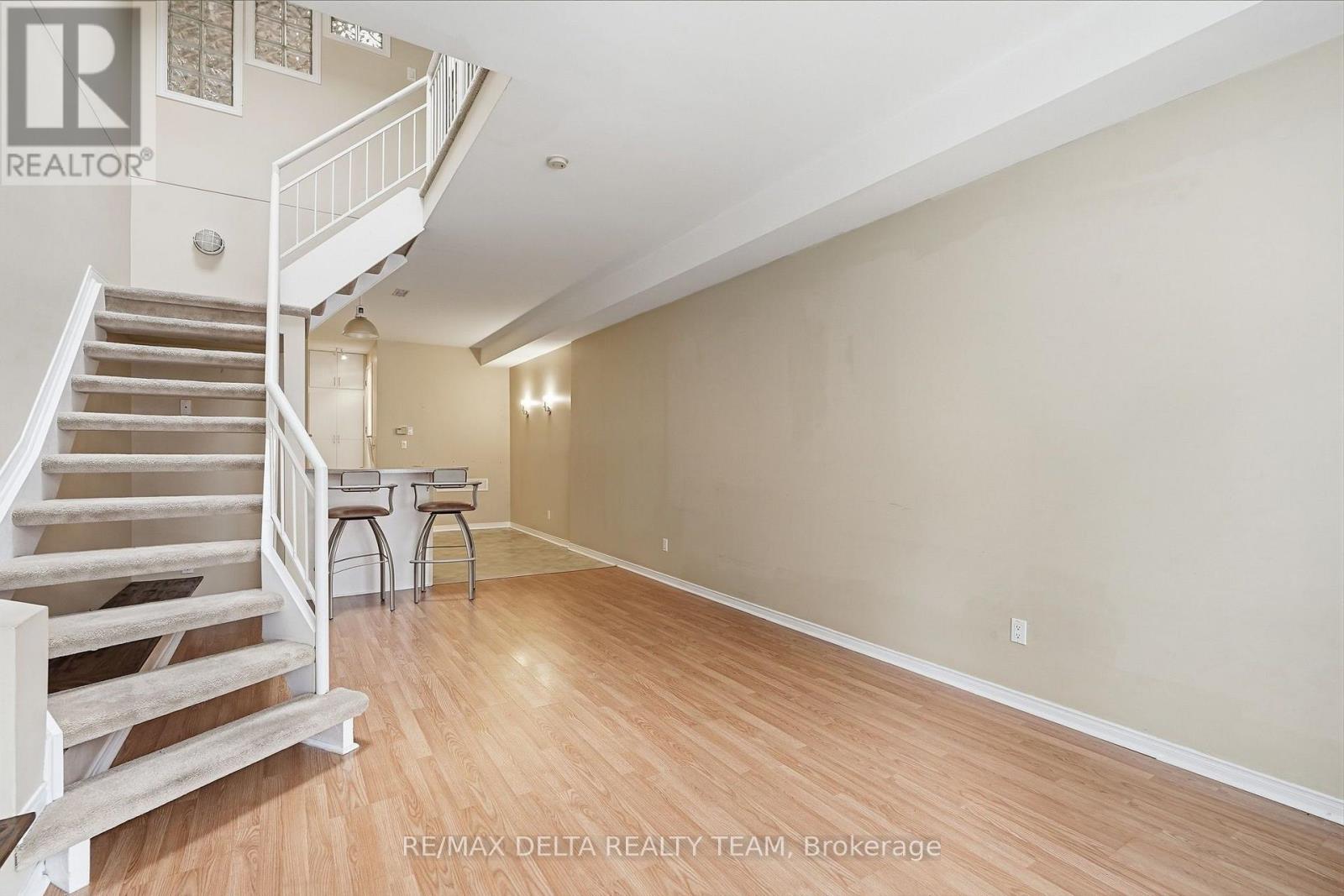 7 - 170 Cathcart Street Property Photo 6