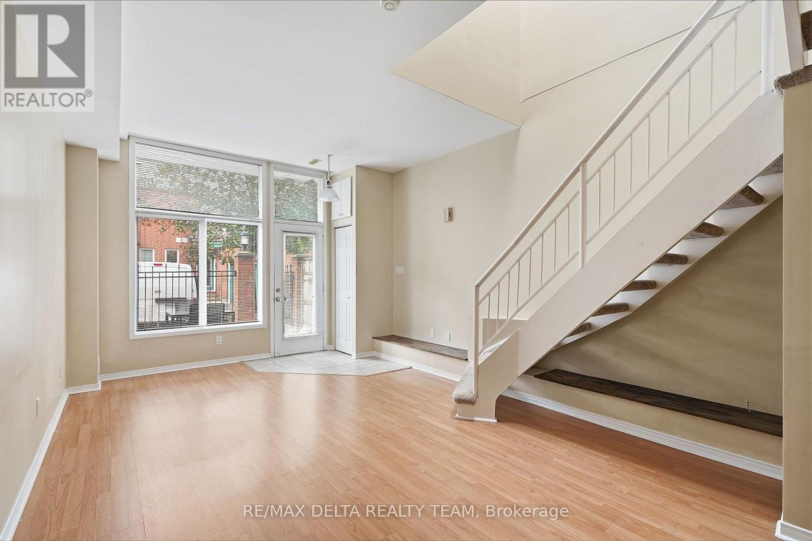 7 - 170 Cathcart Street Property Photo 8