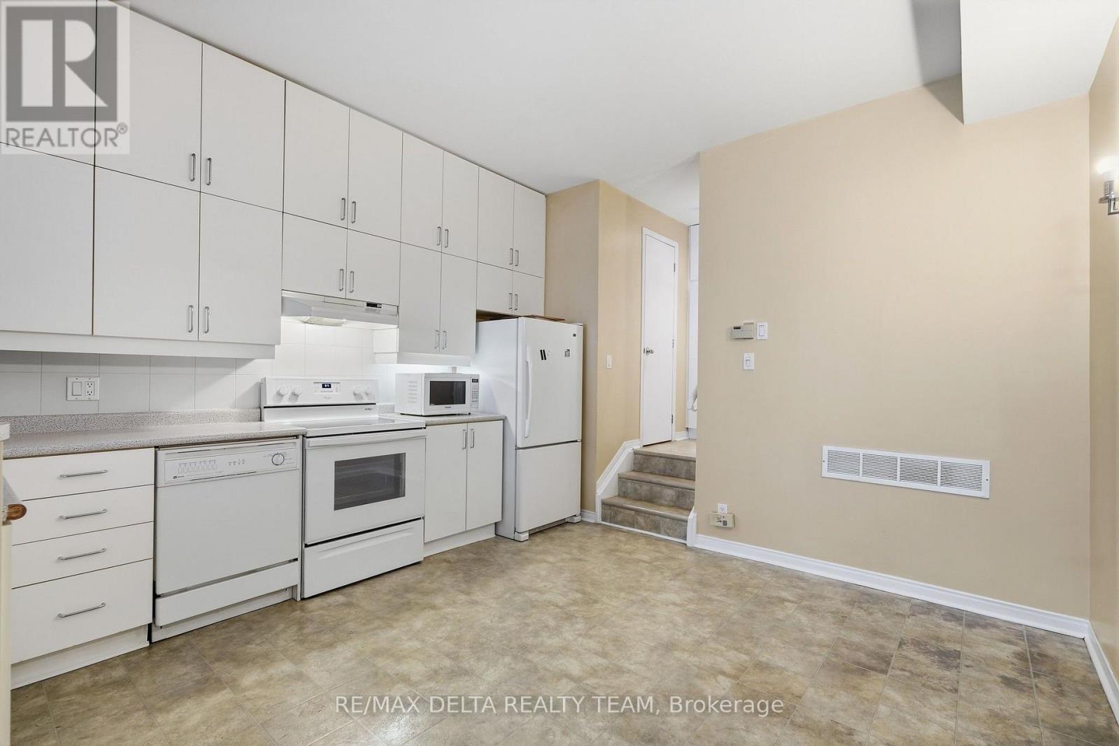 7 - 170 Cathcart Street Property Photo 12