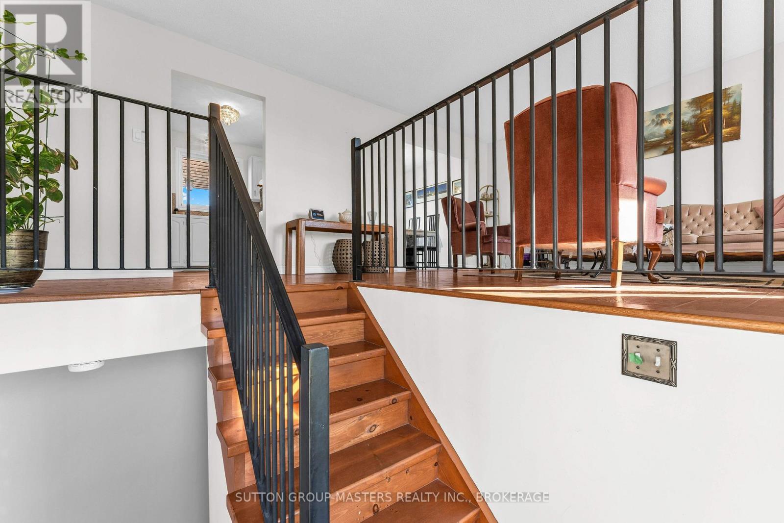3358 Scanlan Road Property Photo 6