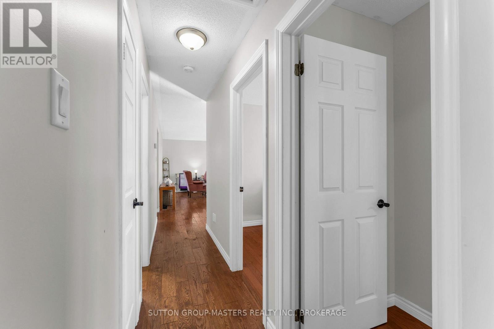 3358 Scanlan Road Property Photo 16