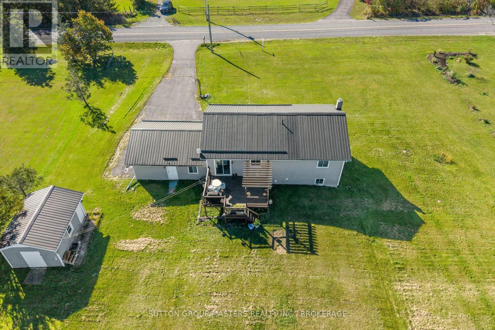 3358 Scanlan Road Property Photo 40