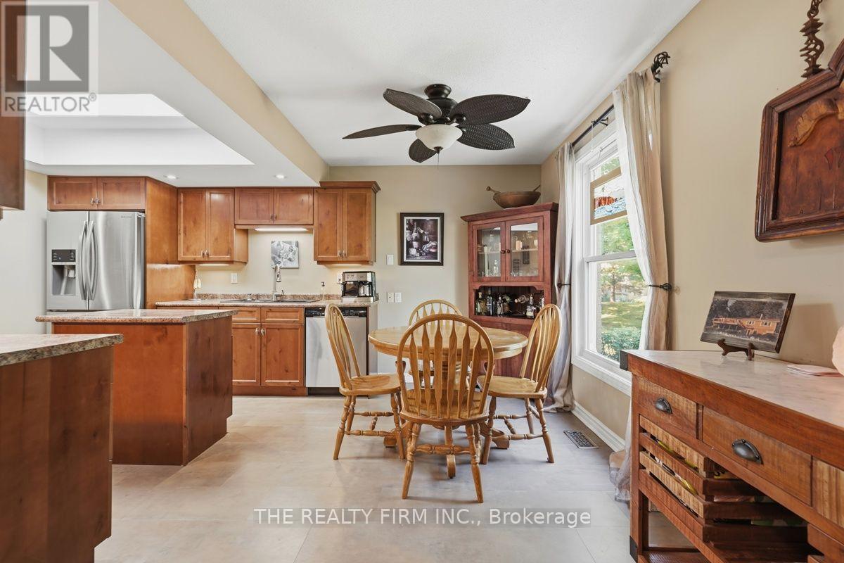 905 Dalhousie Drive Property Photo 19