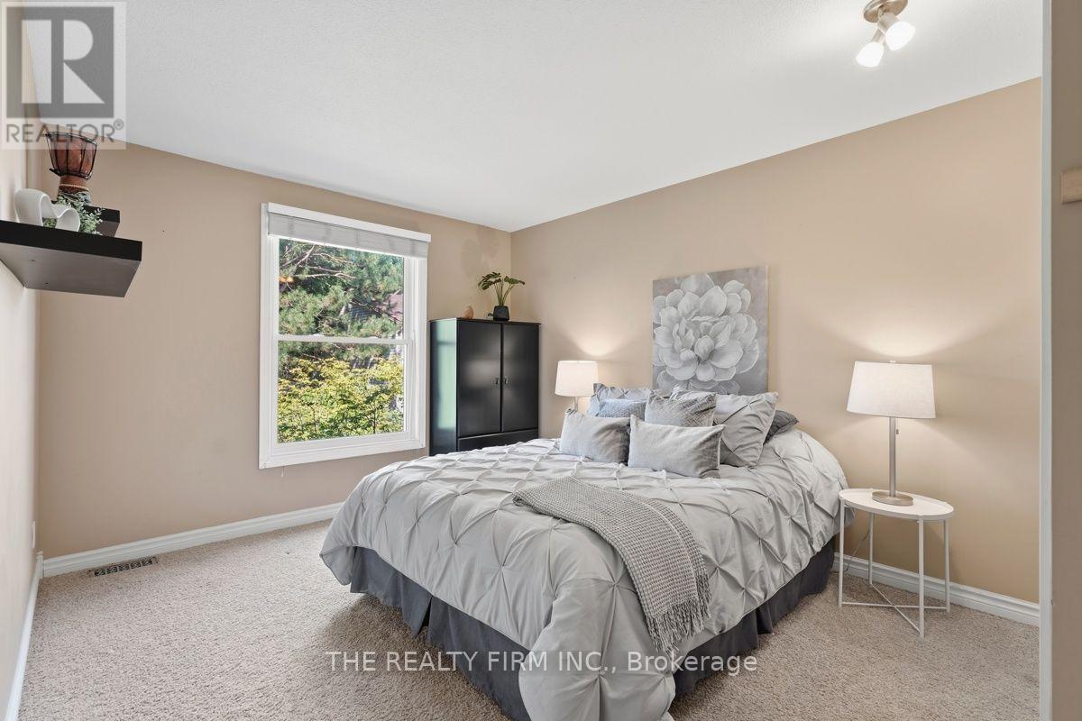 905 Dalhousie Drive Property Photo 29