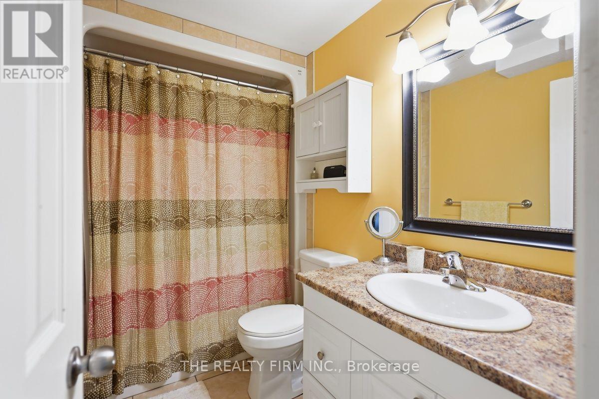 905 Dalhousie Drive Property Photo 36