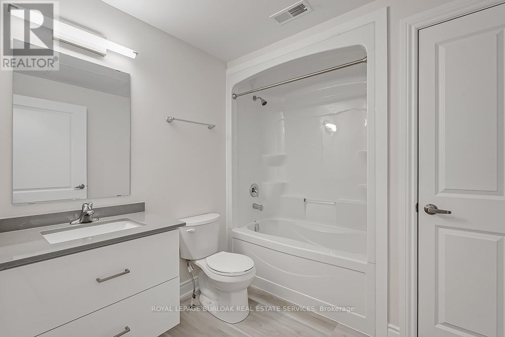 2a - 259 King Street E Property Photo 15