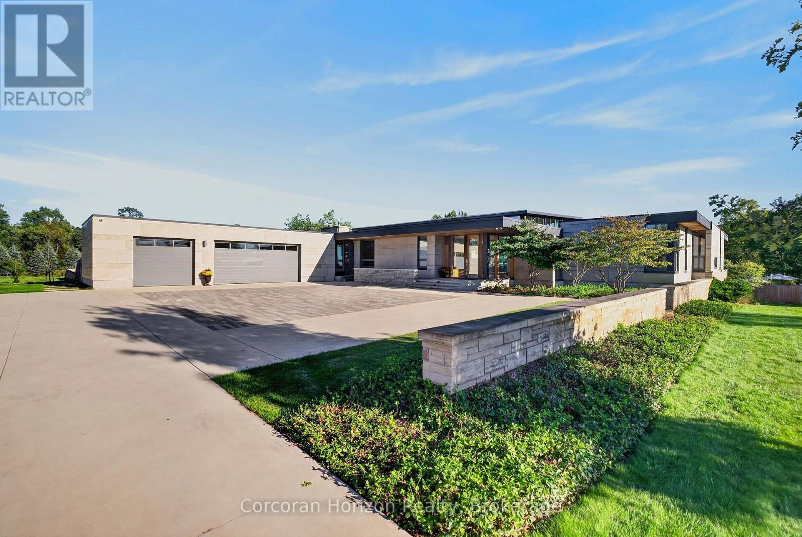 770 Millgrove Side Road Property Photo 3