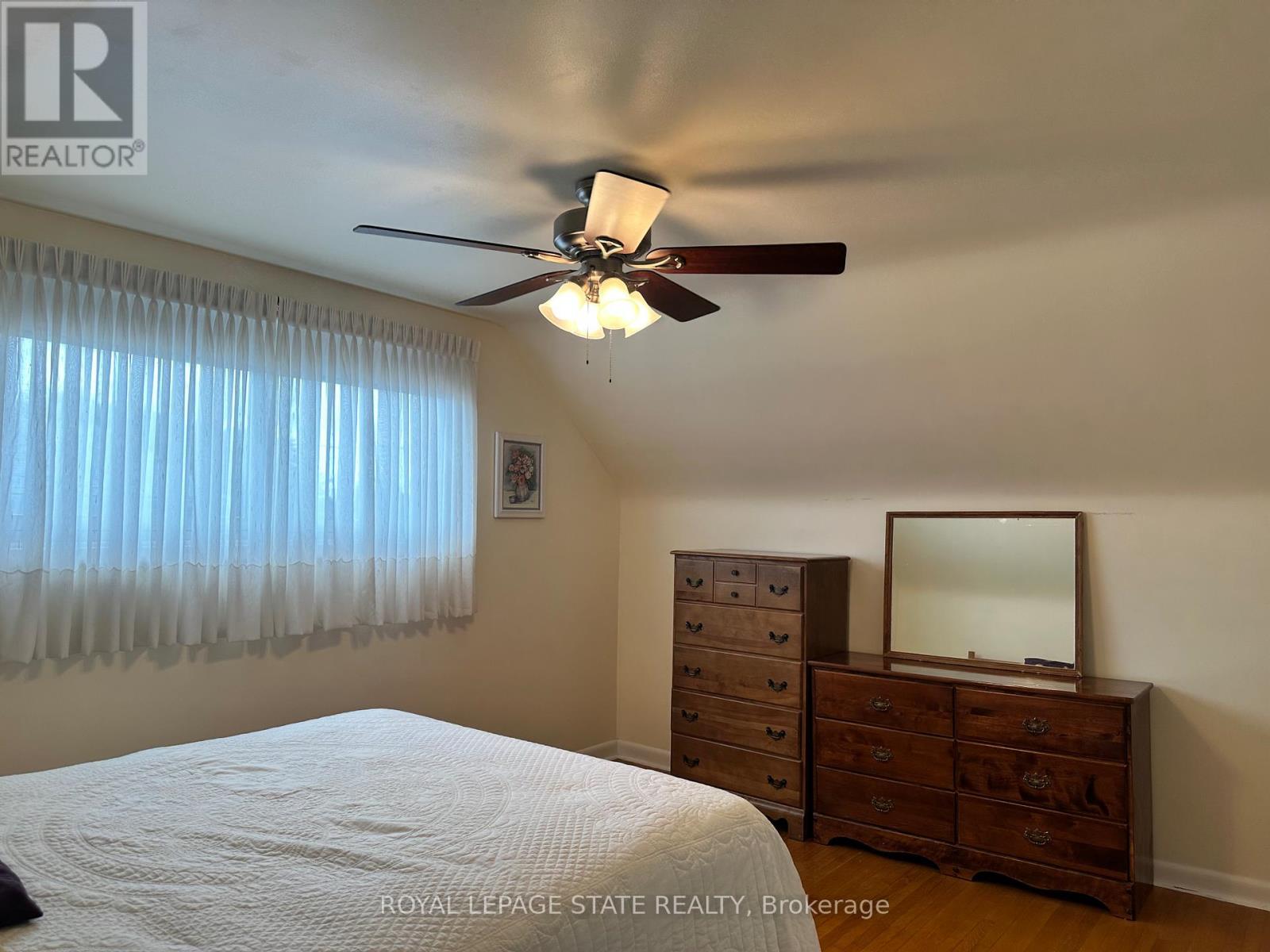 129 Broker Drive Property Photo 29