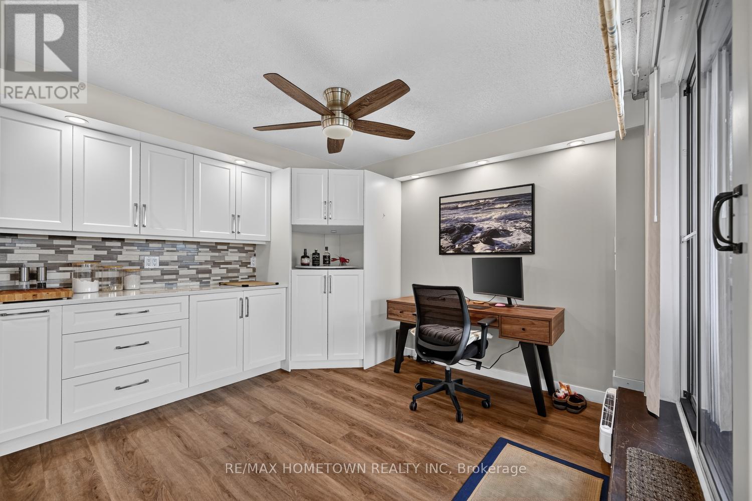 103 - 55 Water Street E Property Photo 27