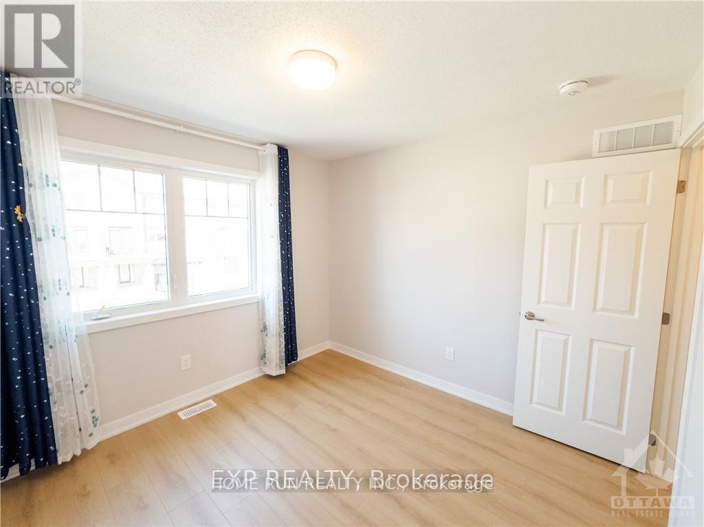 710 Quilter Row Property Photo 7