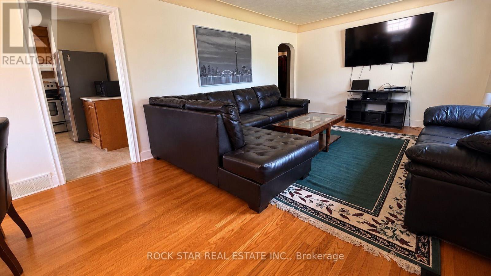 12 Roseland Avenue Property Photo 5