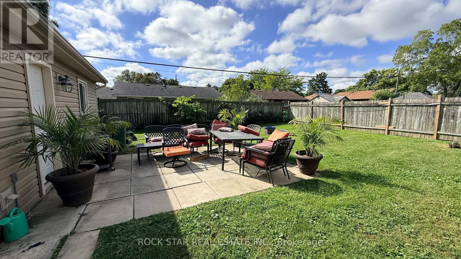 12 Roseland Avenue Property Photo 23